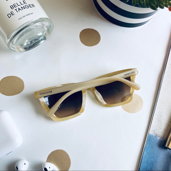 COACH ‘IVORY HORN’ square sunglasses - Picture 2 of 8